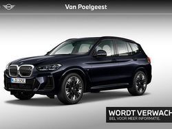 M carbonschwarz Gebruikt 2022 BMW iX3 Executive SUV | € 39.900 (Eerlijke prijs)