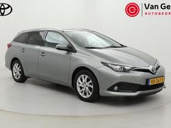 Grijs Gebruikt 2017 Toyota Auris Touring Sports Stationwagen | € 13.499 (Eerlijke prijs)