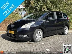 Zwart Gebruikt 2012 Peugeot 5008 MPV | € 2.650 (Eerlijke prijs)