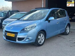 Blauw Gebruikt 2009 Renault Scénic III Business MPV | € 2.950 (Iets duurder)