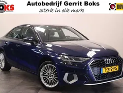 Blauw, metallic lak Gebruikt 2021 Audi A3 Comfort Sedan | € 25.548 (Eerlijke prijs)