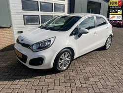Wit Gebruikt 2014 Kia Rio FIFA World Cup Edition Hatchback | € 7.900 (Eerlijke prijs)