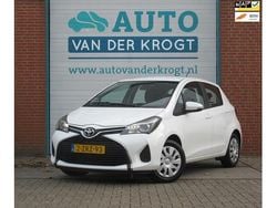 Wit Gebruikt 2015 Toyota Yaris Hatchback | € 12.495 (Eerlijke prijs)
