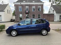 Blauw Gebruikt 2002 Renault Scénic Expression MPV | € 1.095 (Eerlijke prijs)