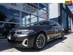 Grijs Gebruikt 2023 BMW 530 Luxury Line Stationwagen | € 44.450 (Iets duurder)