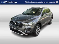Grijs Gebruikt 2022 VW T-Roc Edition SUV | € 23.450 (Eerlijke prijs)