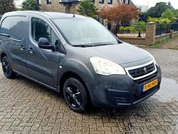 Grijs Gebruikt 2017 Peugeot Partner MPV | € 11.250 (Eerlijke prijs)