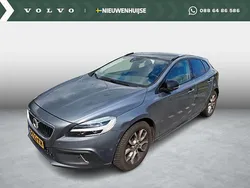 Grijs Gebruikt 2019 Volvo V40 CC Stationwagen | € 20.899 (Eerlijke prijs)