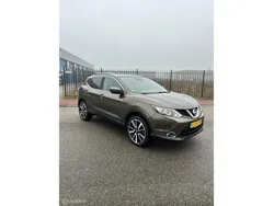 Bruin Gebruikt 2015 Nissan Qashqai 360º SUV | € 11.950 (Eerlijke prijs)