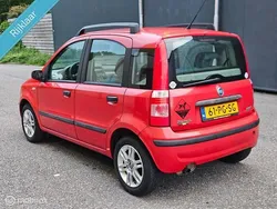Rood Gebruikt 2004 Fiat Panda Dynamic Hatchback | € 999 (Goede deal)