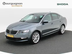 Grijs Gebruikt 2019 Skoda Octavia Business Line Hatchback | € 16.850 (Eerlijke prijs)