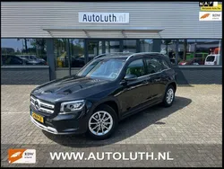 Zwart Gebruikt 2023 Mercedes GLB180 Business SUV | € 39.950