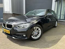 Zwart Gebruikt 2018 BMW 318 Stationwagen | € 17.950 (Goede deal)