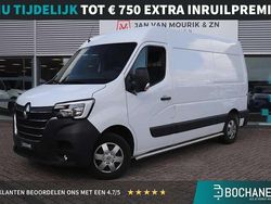 Wit Gebruikt 2023 Renault Master Van | € 21.800 (Goede deal)