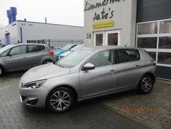 Grijs Gebruikt 2015 Peugeot 308 Allure Hatchback | € 7.950 (Eerlijke prijs)