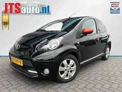 Zwart Gebruikt 2012 Toyota Aygo Hatchback | € 5.890 (Eerlijke prijs)