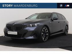 Frozen deep grey Gebruikt 2025 BMW 530e Comfort Edition Stationwagen | € 79.950