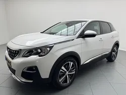 Wit Gebruikt 2017 Peugeot 3008 SUV | € 16.950 (Eerlijke prijs)