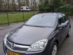 Grijs Gebruikt 2010 Opel Astra Cosmo Hatchback | € 3.250 (Goede deal)