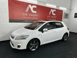 Wit Gebruikt 2011 Toyota Auris Executive Hatchback | € 8.499