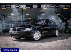 Zwart, metallic lak Gebruikt 2006 BMW 750 Executive Sedan | € 11.950