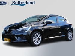 Zwart Gebruikt 2020 Renault Clio V Zen Hatchback | € 11.900 (Goede deal)