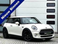 Wit Gebruikt 2018 Mini ONE Chili Hatchback | € 11.990 (Eerlijke prijs)