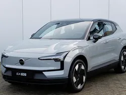 Grijs, metallic lak Nieuw 2025 Volvo EX30 Plus SUV | € 39.950