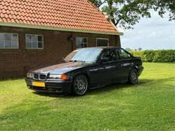Zwart Gebruikt 1992 BMW 328 Coupé | € 17.500