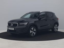 Zwart Gebruikt 2022 Volvo XC40 Momentum SUV | € 32.700 (Super prijs)