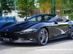 Zwart Nieuw 2025 Ferrari Roma Coupé | € 369.888