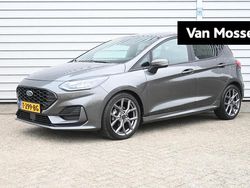 Grijs Gebruikt 2023 Ford Fiesta ST-Line Hatchback | € 18.900 (Eerlijke prijs)