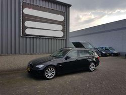Zwart Gebruikt 2006 BMW 325 Stationwagen | € 8.499 (Duur)