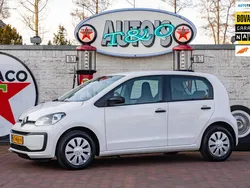 Wit Gebruikt 2017 VW up! take up! Hatchback | € 8.950 (Eerlijke prijs)