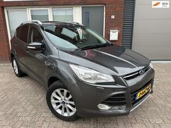 Grijs Gebruikt 2015 Ford Kuga Titanium SUV | € 9.750 (Goede deal)