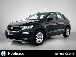 Zwart, metallic lak Gebruikt 2020 VW T-Roc Style SUV | € 20.950 (Goede deal)