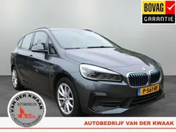 Grijs, metallic lak Gebruikt 2018 BMW 225 Active Tourer Executive MPV | € 15.950 (Goede deal)