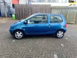 Blauw Gebruikt 2004 Renault Twingo Hatchback | € 850 (Eerlijke prijs)