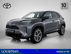 Grijs Gebruikt 2022 Toyota Yaris Cross Executive SUV | € 29.445 (Eerlijke prijs)