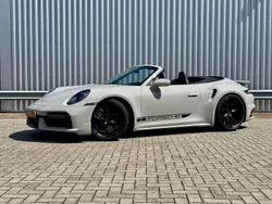 Grijs Gebruikt 2021 Porsche 992 Cabriolet | € 254.992 (Goede deal)