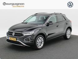 Zwart Gebruikt 2025 VW T-Roc Edition SUV | € 35.645 (Eerlijke prijs)