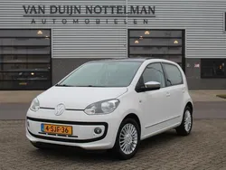 Wit Gebruikt 2013 VW up! high up! Hatchback | € 11.950 (Iets duurder)