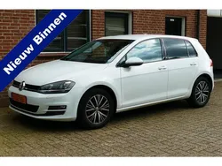 Wit Gebruikt 2016 VW Golf VII Hatchback | € 14.449 (Eerlijke prijs)