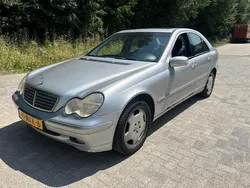 Grijs Gebruikt 2001 Mercedes C180 Elegance Sedan | € 1.990 (Goede deal)