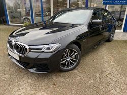 Zwart Gebruikt 2022 BMW 530e Executive Sedan | € 49.950