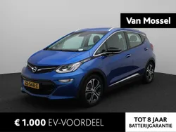 Blauw Gebruikt 2019 Opel Ampera Business Hatchback | € 14.900 (Eerlijke prijs)