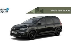 Zwart, metallic lak Gebruikt 2022 Dacia Jogger Extreme MPV | € 28.425 (Iets duurder)