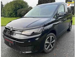 Zwart Gebruikt 2022 VW Caddy Edition MPV | € 32.950