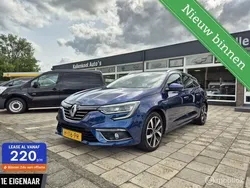 Blauw Gebruikt 2020 Renault Mégane GrandTour Bose Edition Stationwagen | € 15.950 (Eerlijke prijs)