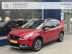 Rood Gebruikt 2017 Peugeot 2008 Allure SUV | € 12.850 (Eerlijke prijs)